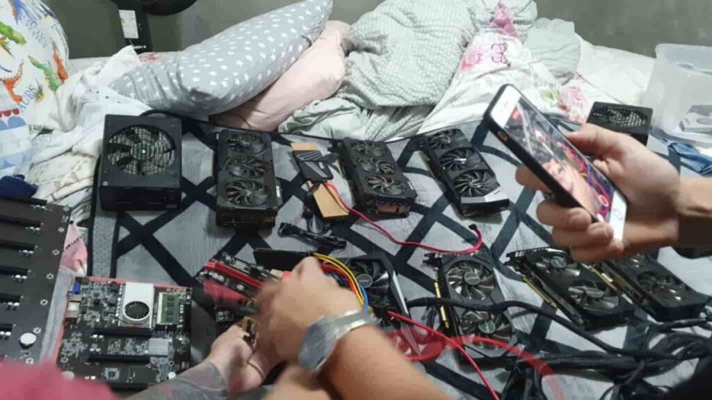 Civil Police seize cryptocurrency mining machines from bookies in SC