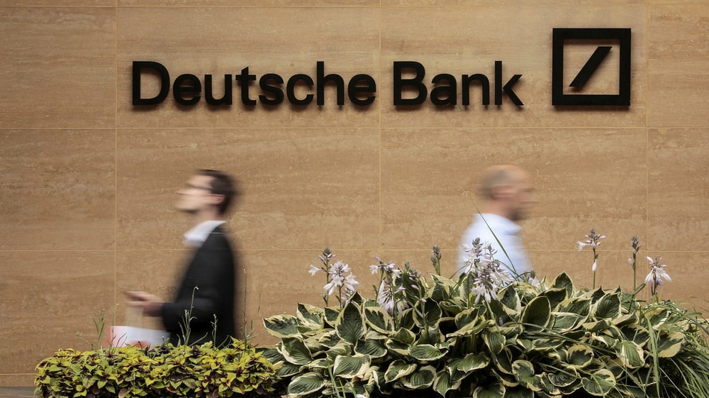 The analyst on Deutsche Bank's race: Strange reaction