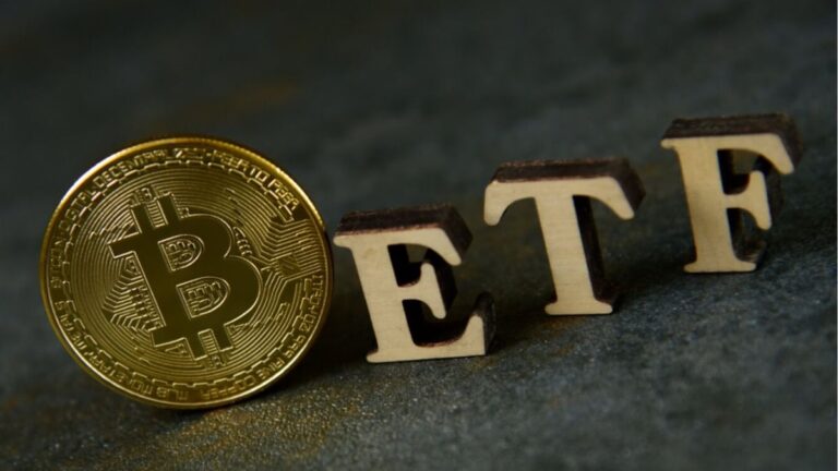 The United States SEC approved the first Bitcoin ETF0 (0)